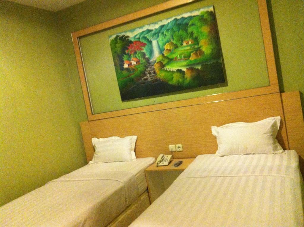 Biringkanya Hotel Paramount חדר תמונה