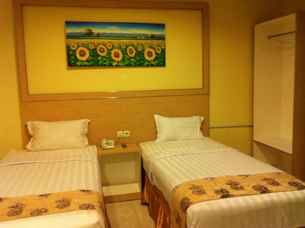 Biringkanya Hotel Paramount חדר תמונה